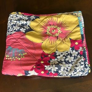 Vera Bradley throw blanket